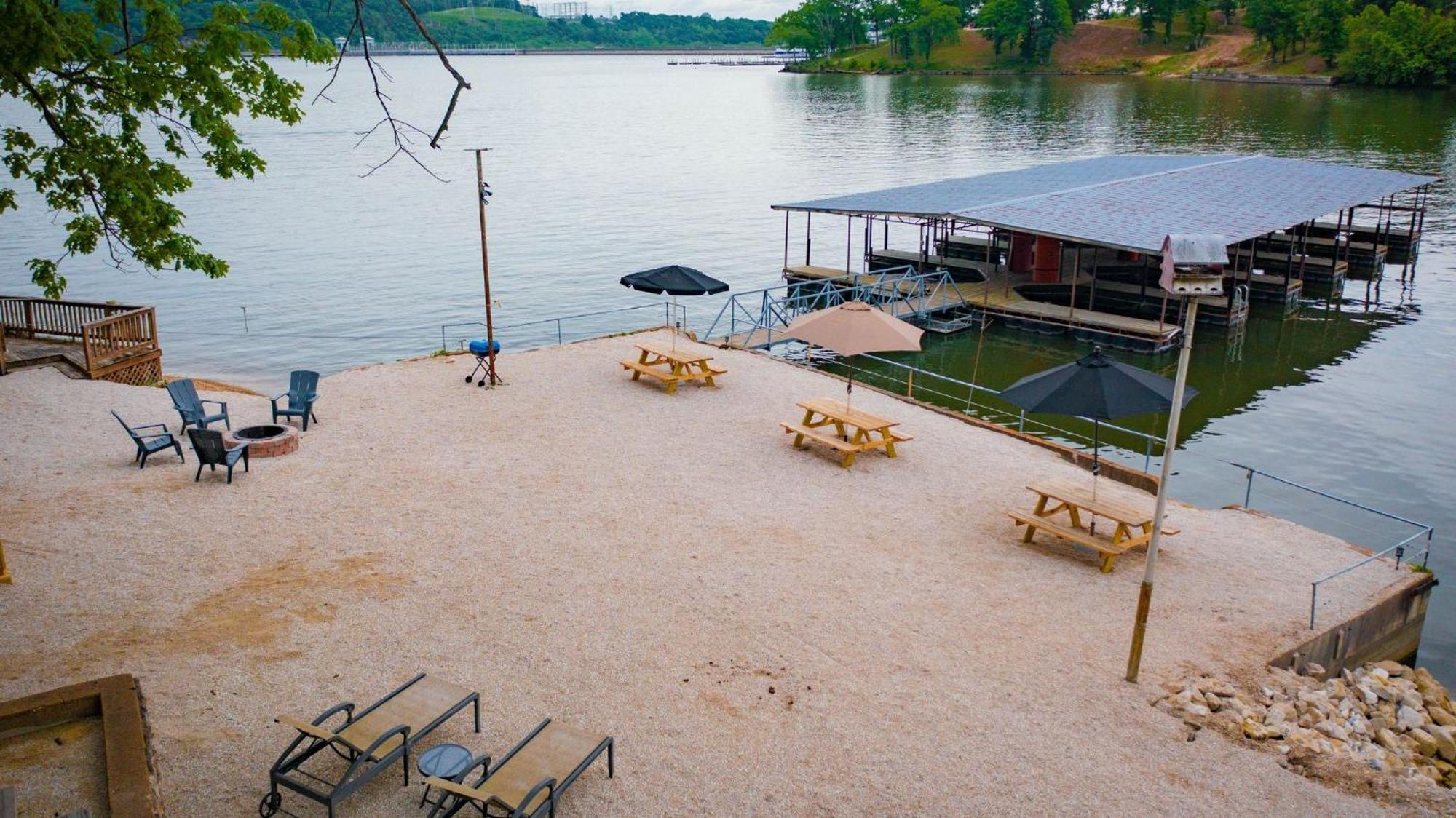 Vacation Beach Home Lake Ozark Eksteriør bilde